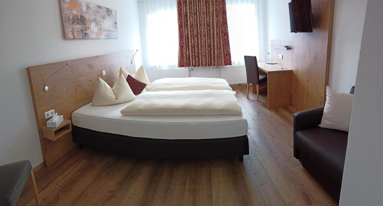 Hotel - Gasthof Erber Sinzing Extérieur photo