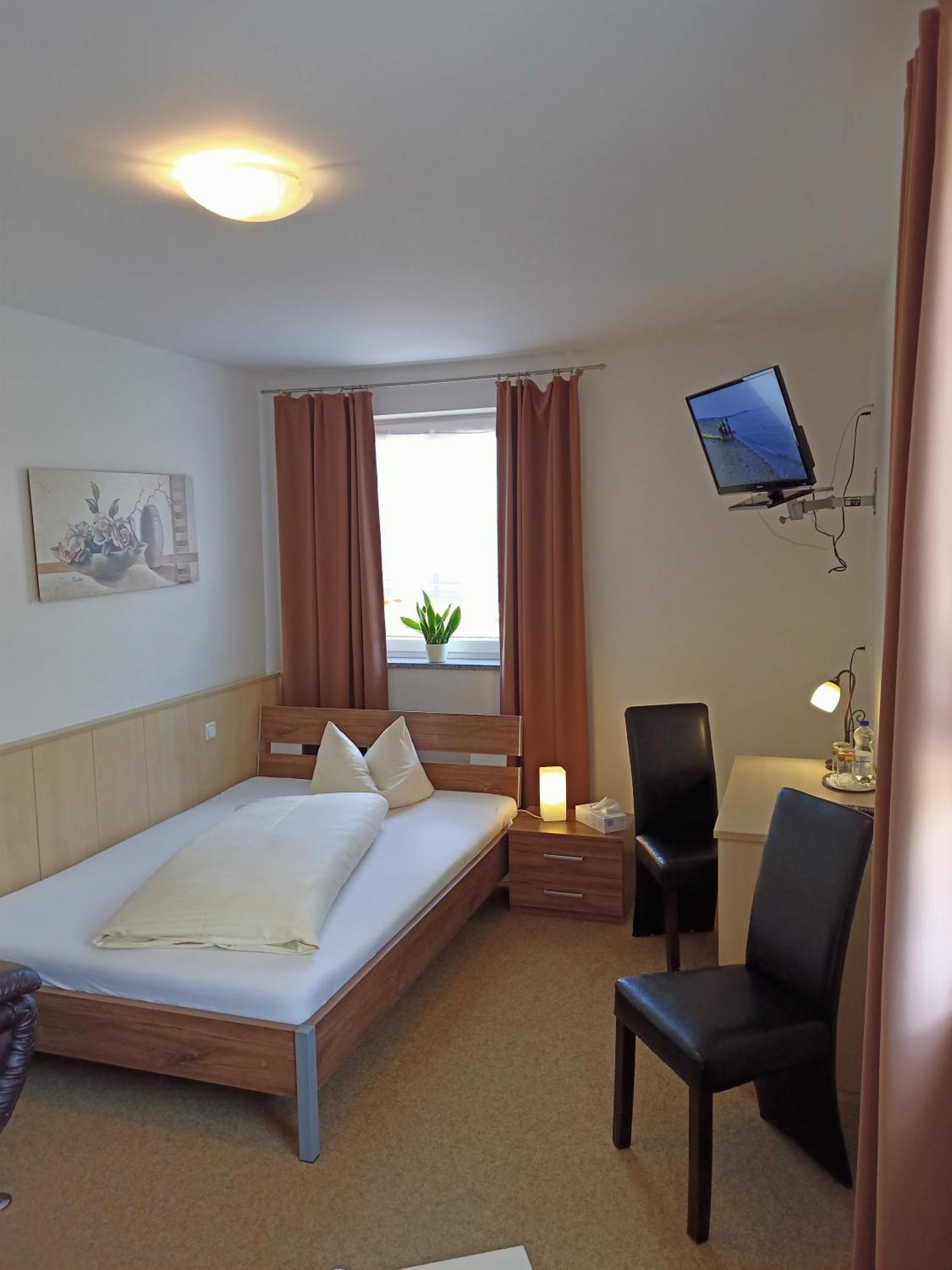 Hotel - Gasthof Erber Sinzing Extérieur photo