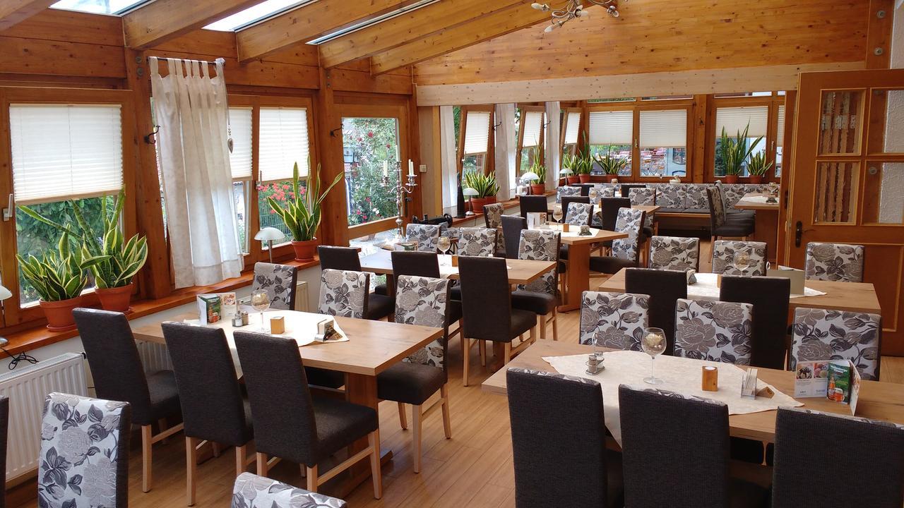 Hotel - Gasthof Erber Sinzing Extérieur photo