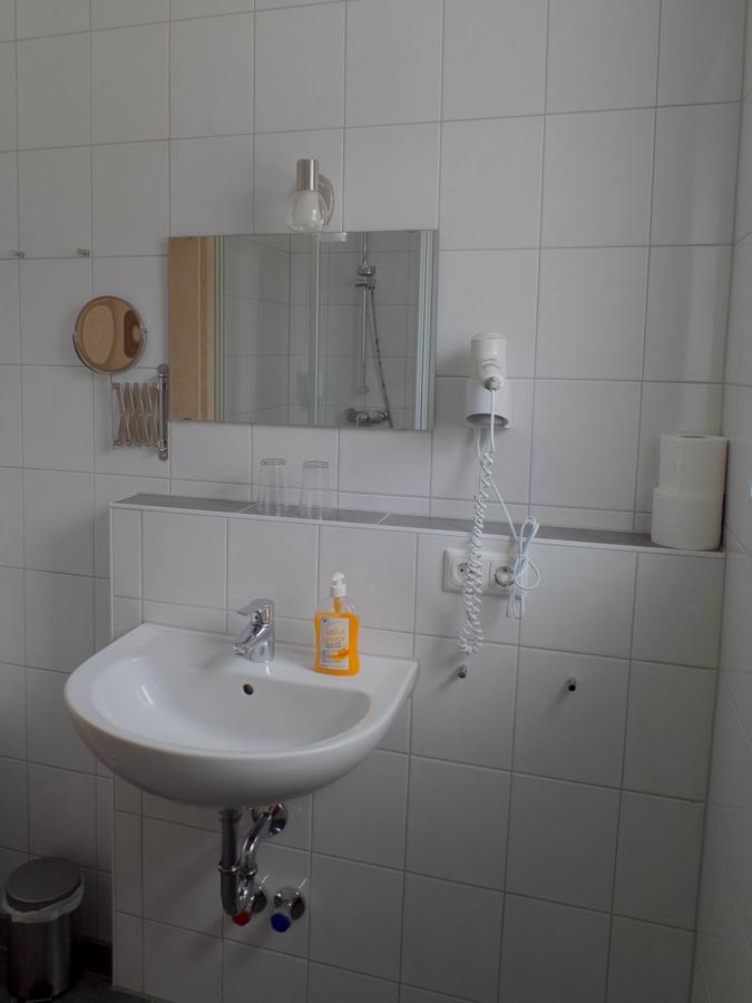 Hotel - Gasthof Erber Sinzing Extérieur photo